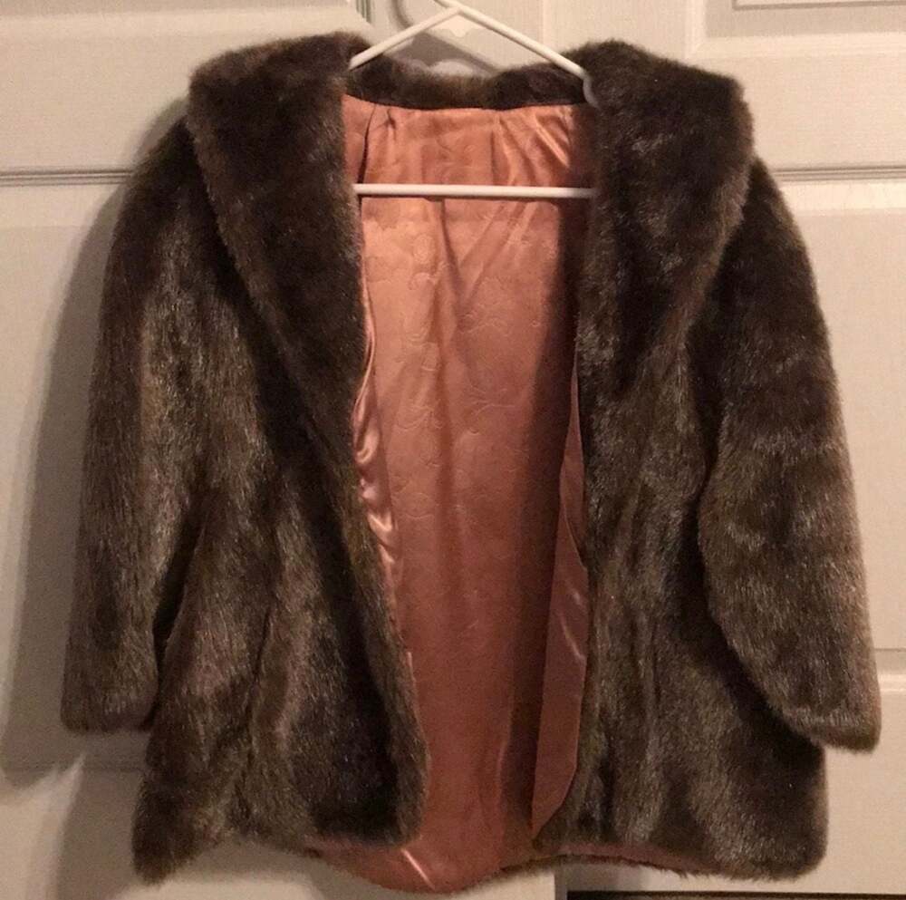Dark Academia Faux Fur Coat • Mob Wife Glam • Vintage Old Money Luxe Jacket • Wi